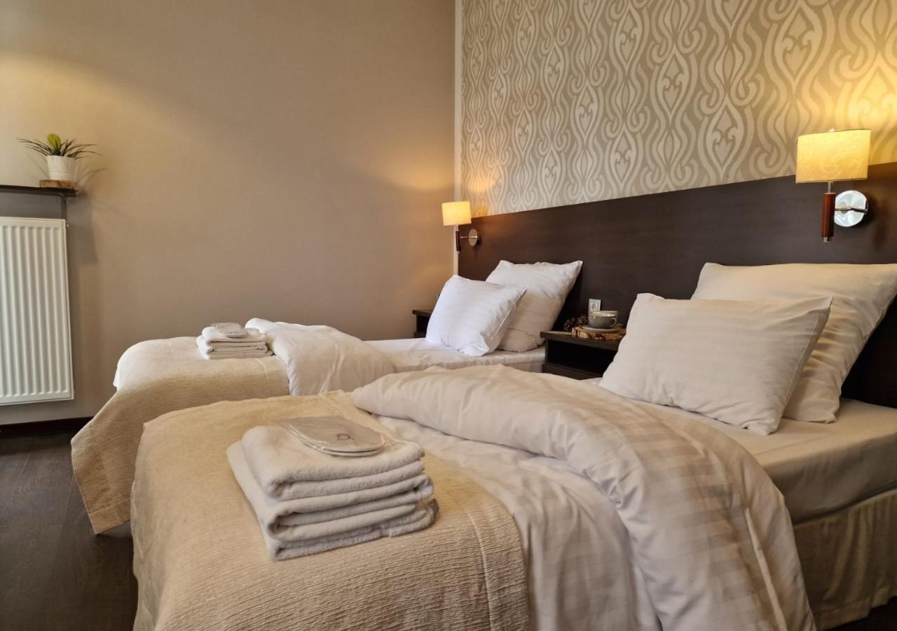 Hotel Grzegorzewski Tuszyn Eksteriør billede