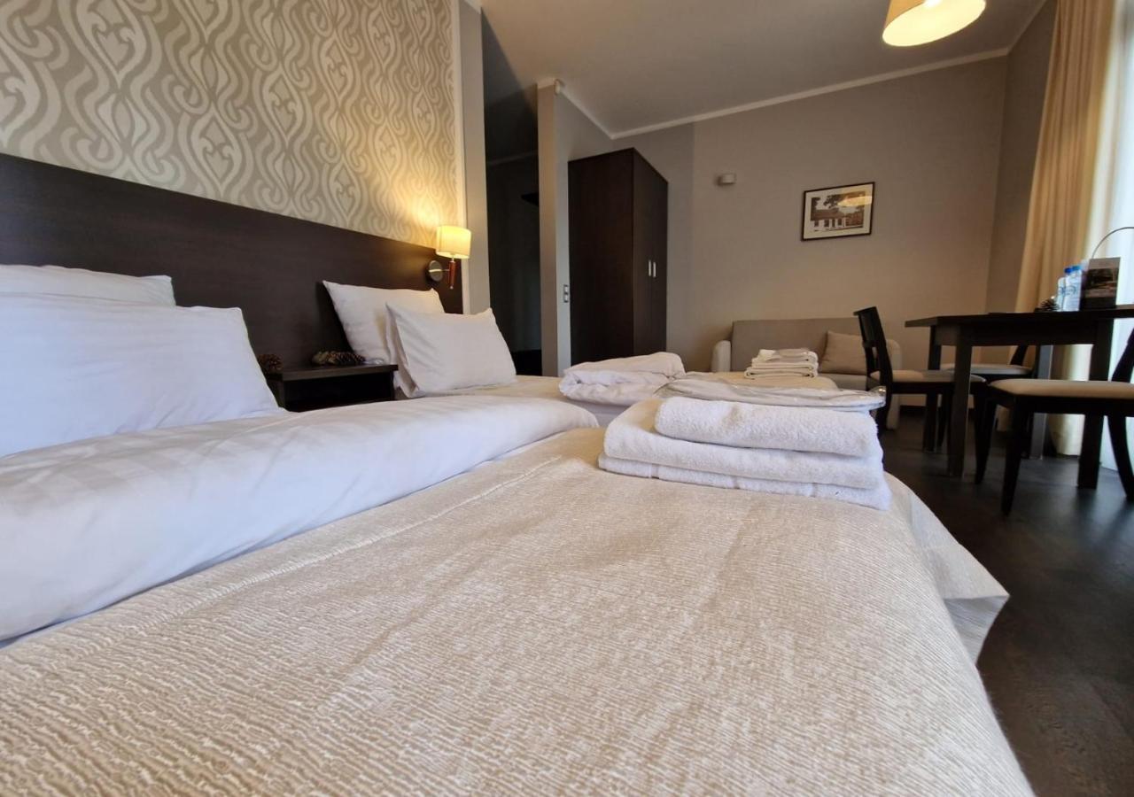 Hotel Grzegorzewski Tuszyn Eksteriør billede
