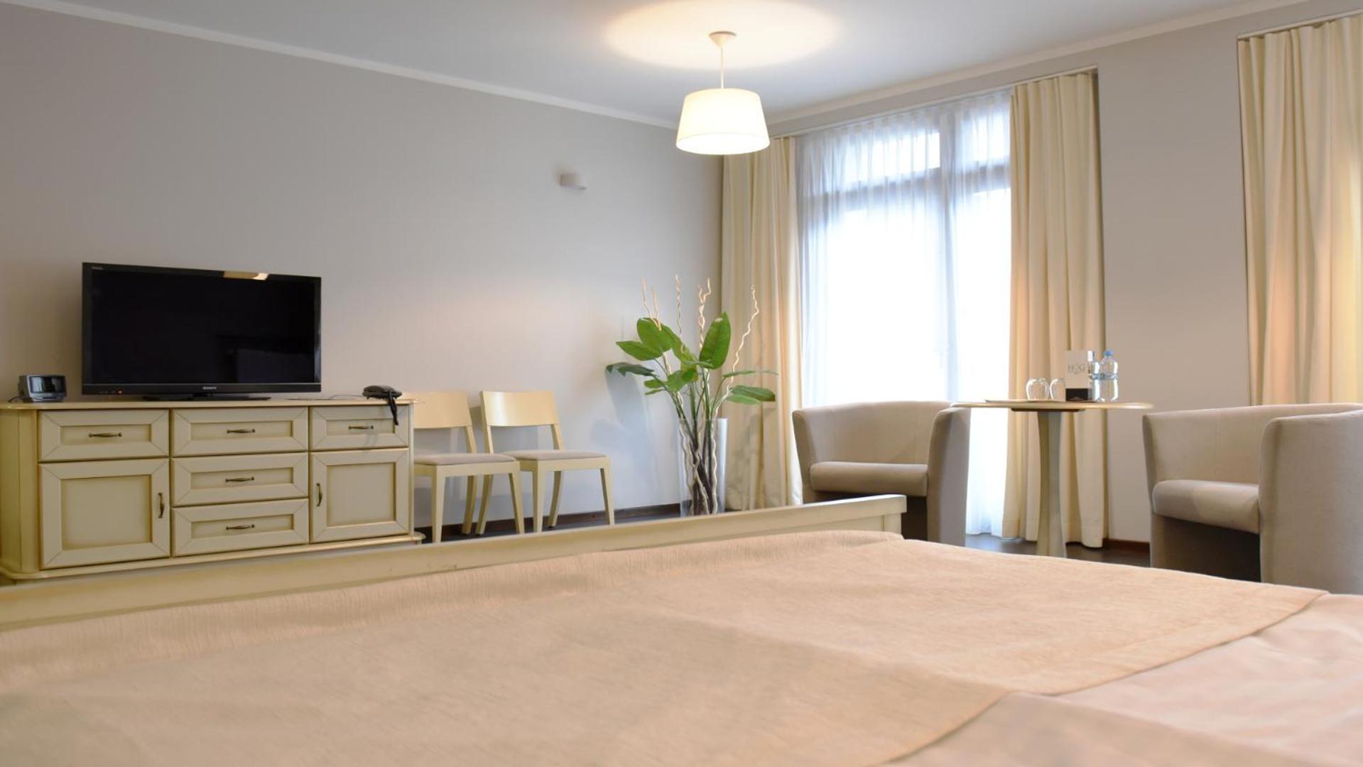 Hotel Grzegorzewski Tuszyn Eksteriør billede