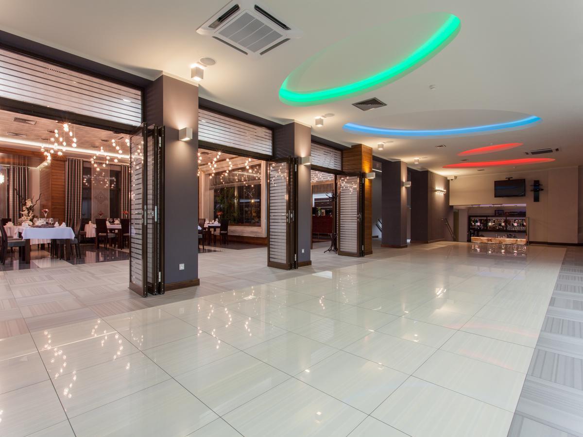 Hotel Grzegorzewski Tuszyn Eksteriør billede