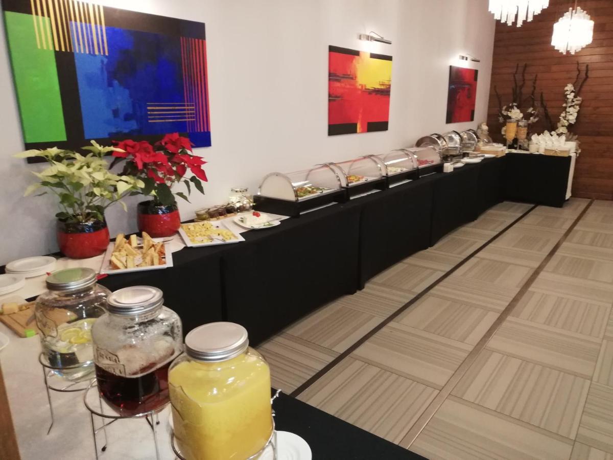 Hotel Grzegorzewski Tuszyn Eksteriør billede